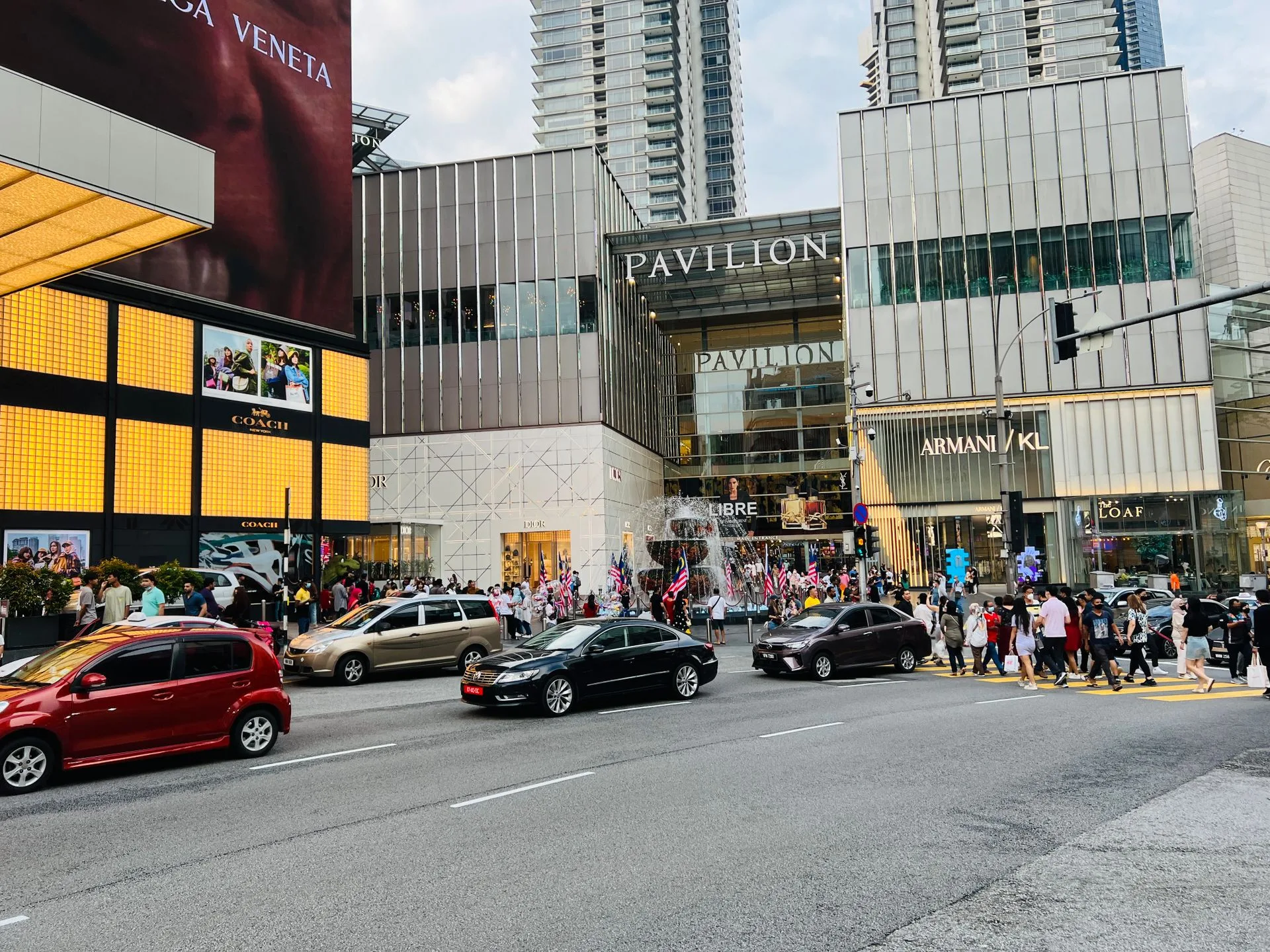 Pavilion KL shopping and departure - Day 5 of Malaysia Family Tour