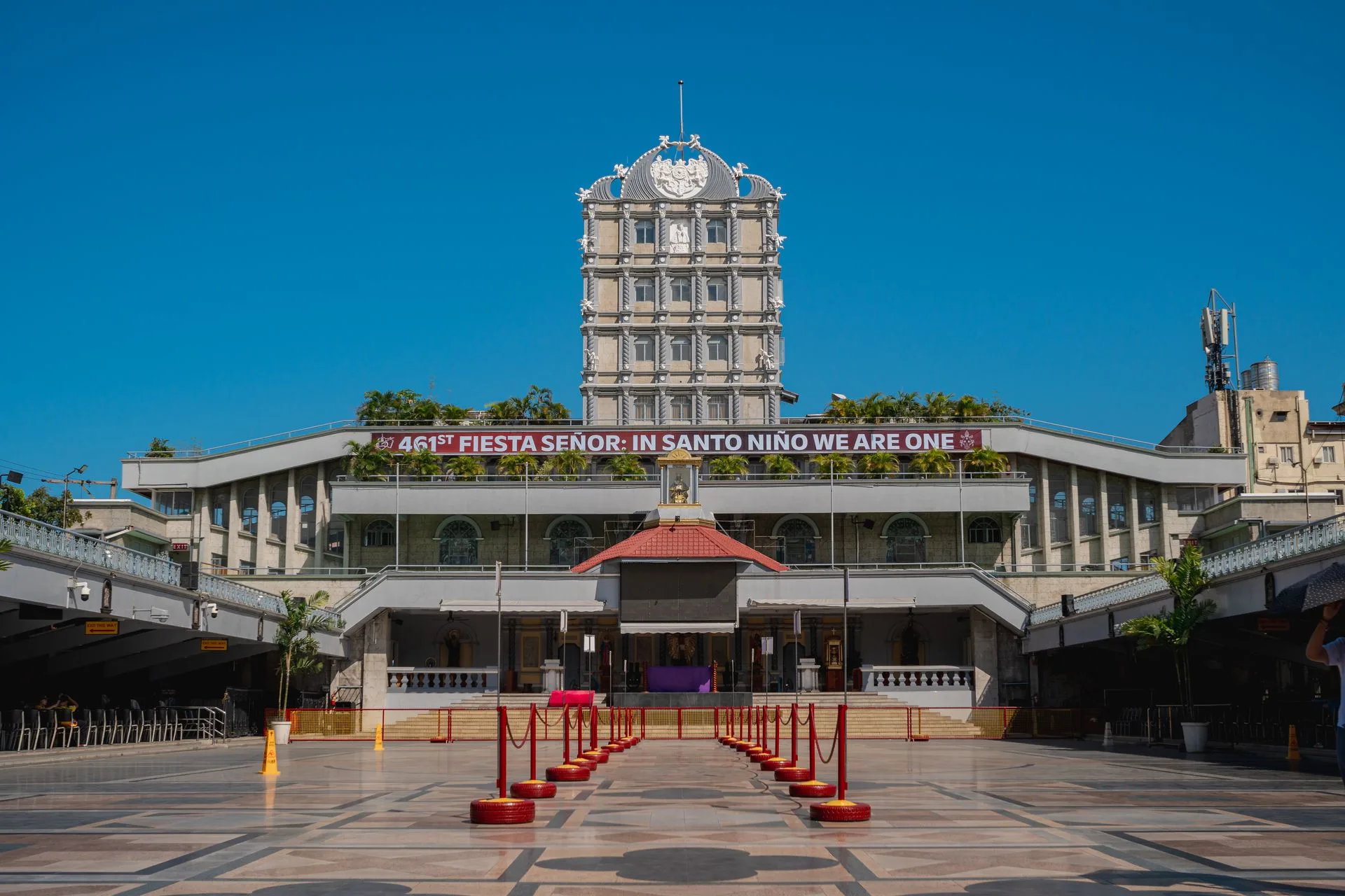 Basilica del Santo Niño and historical landmarks in Cebu - Day 4 of Philippines Family Tour