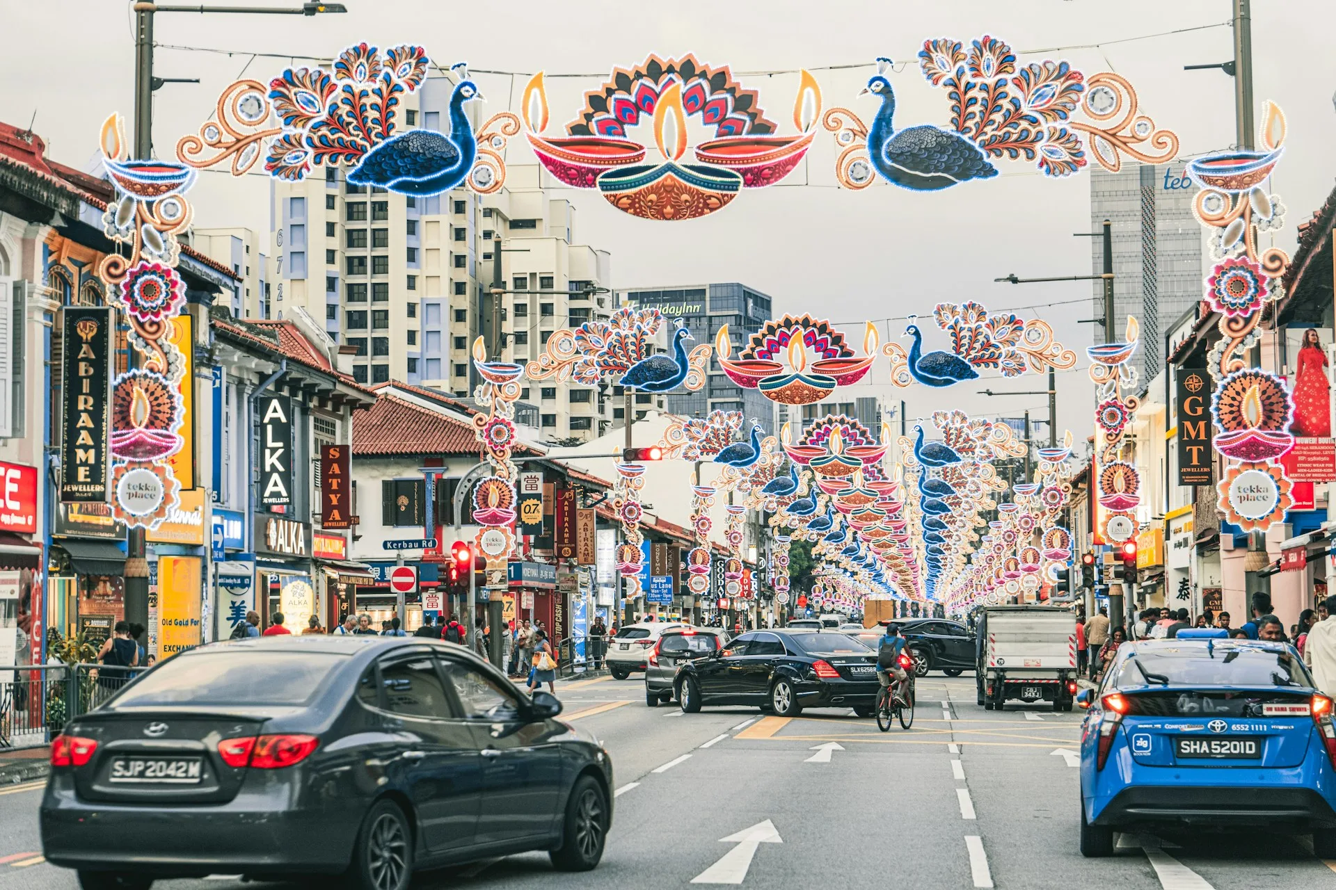 Little India Singapore vibrant streets family cultural photos