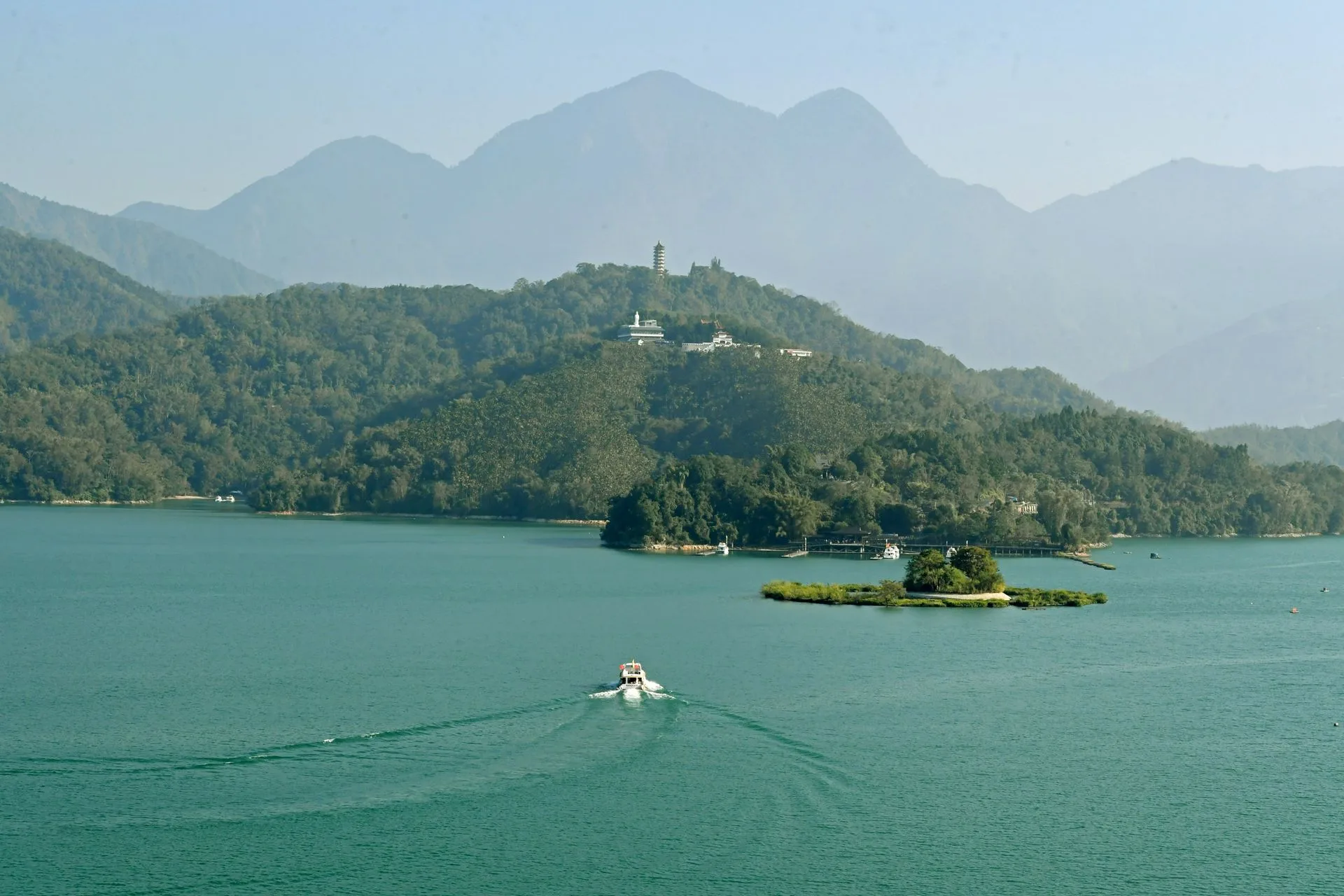 Sun Moon Lake scenic boat cruise and aboriginal culture on Day 4 of Taiwan Family Tour
