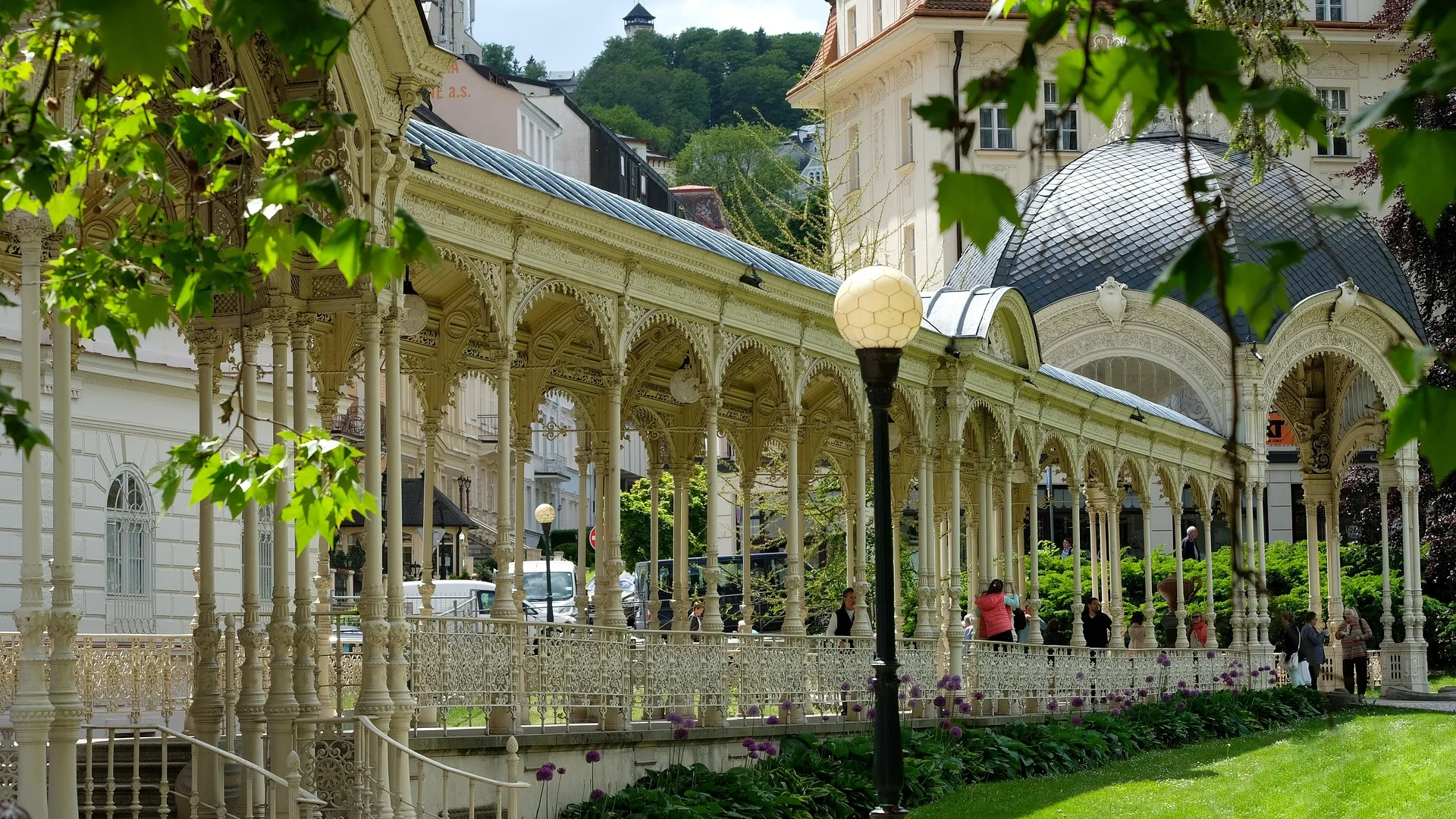 Karlovy Vary colonnade