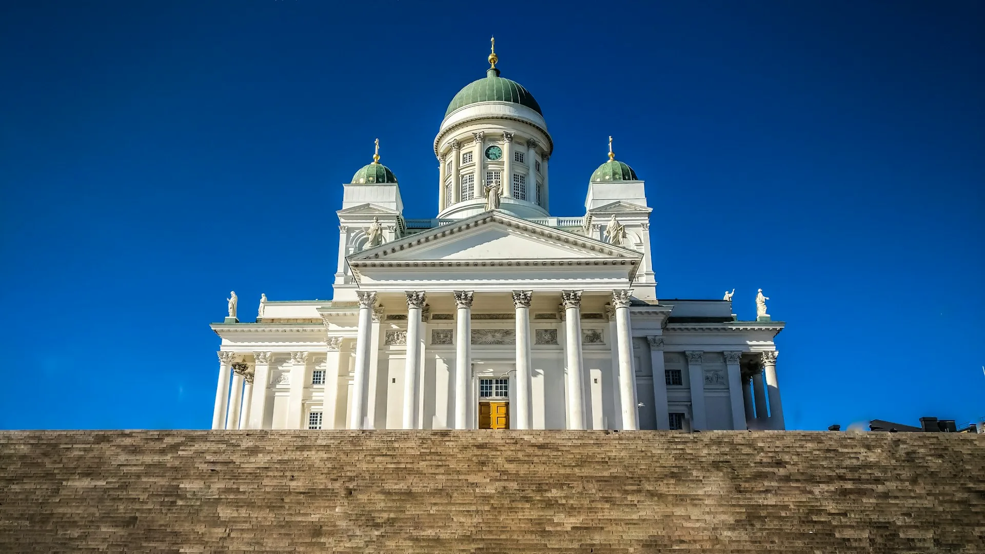 Helsinki Cathedral and city tour - Day 2 of Finland Family Tour
