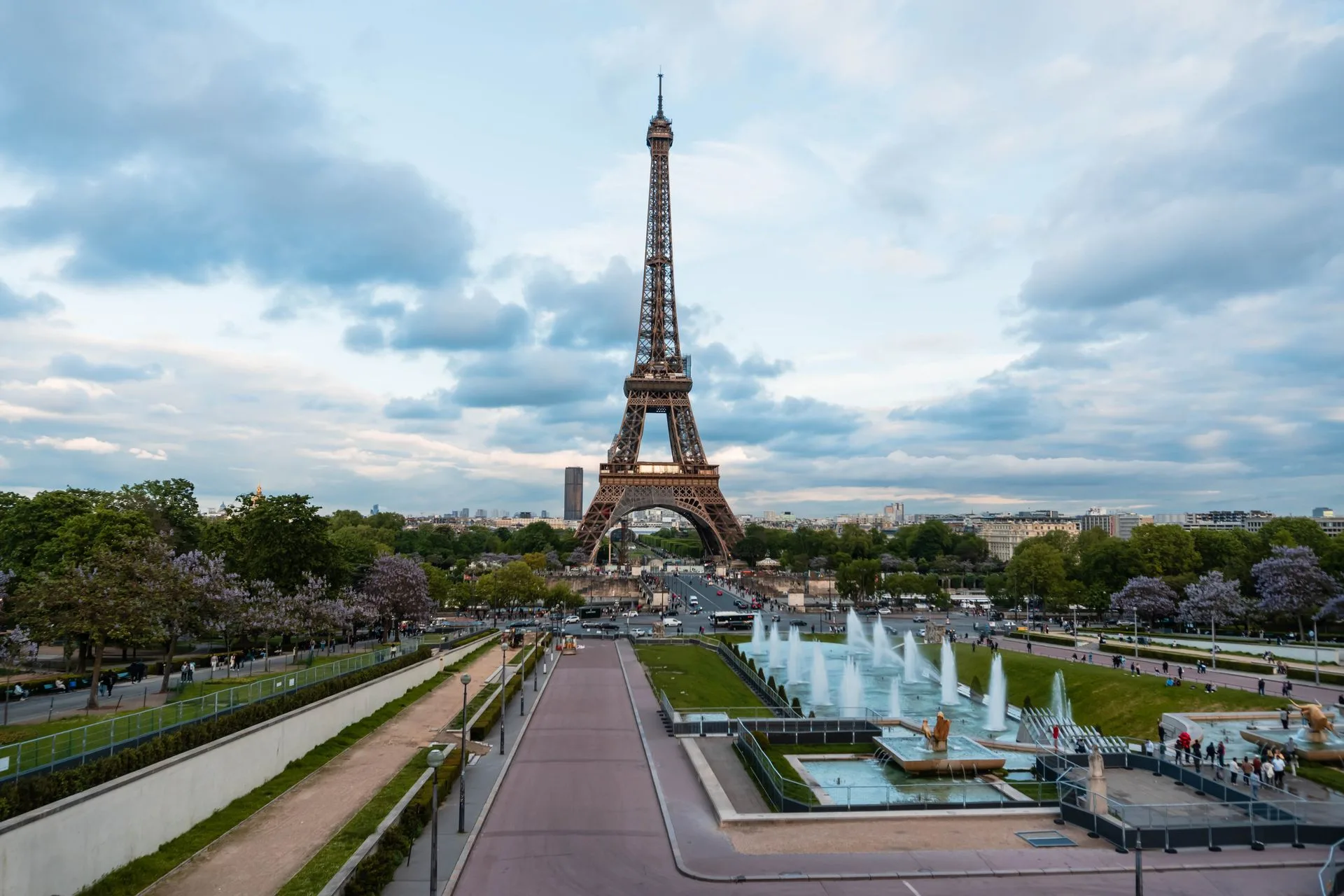 Eiffel Tower view from Trocadero Gardens