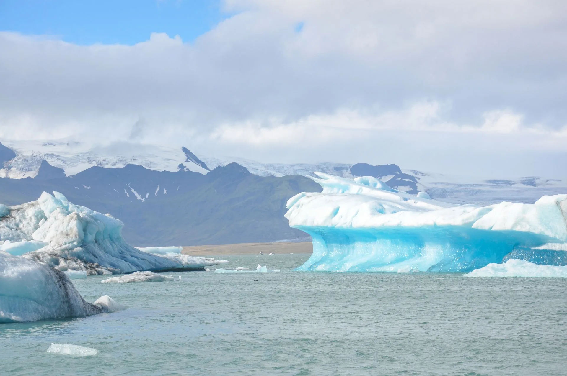 Jökulsárlón Glacier Lagoon Experience - Day 5 of Iceland Family Tour