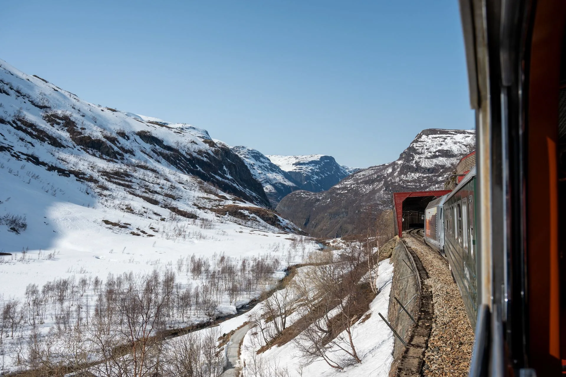 Spectacular waterfall and mountain views from Flåm Railway windows