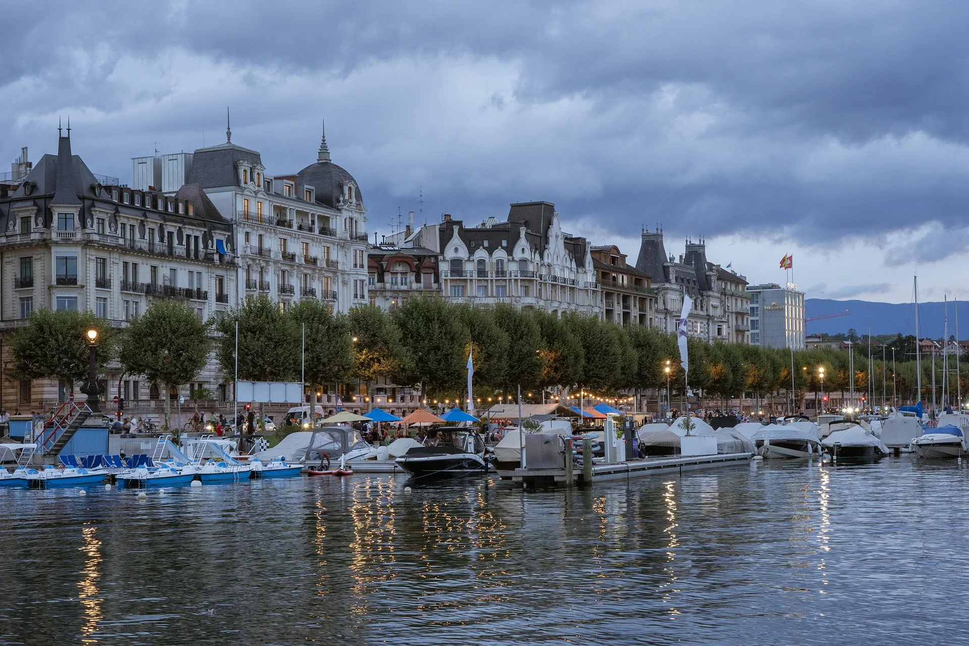 Geneva Old Town and departure on Day 11 of Switzerland Family Tour