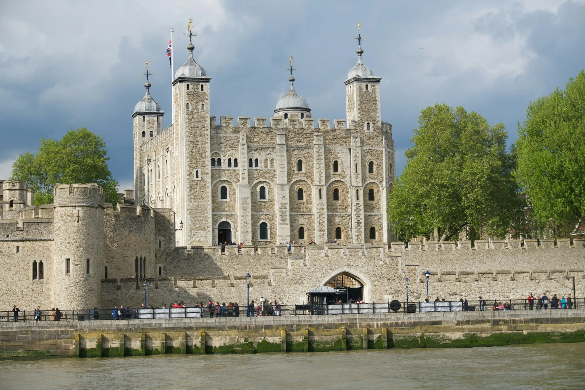 Tower of London and Historic Sites - Day 3 of United Kingdom Family Tour