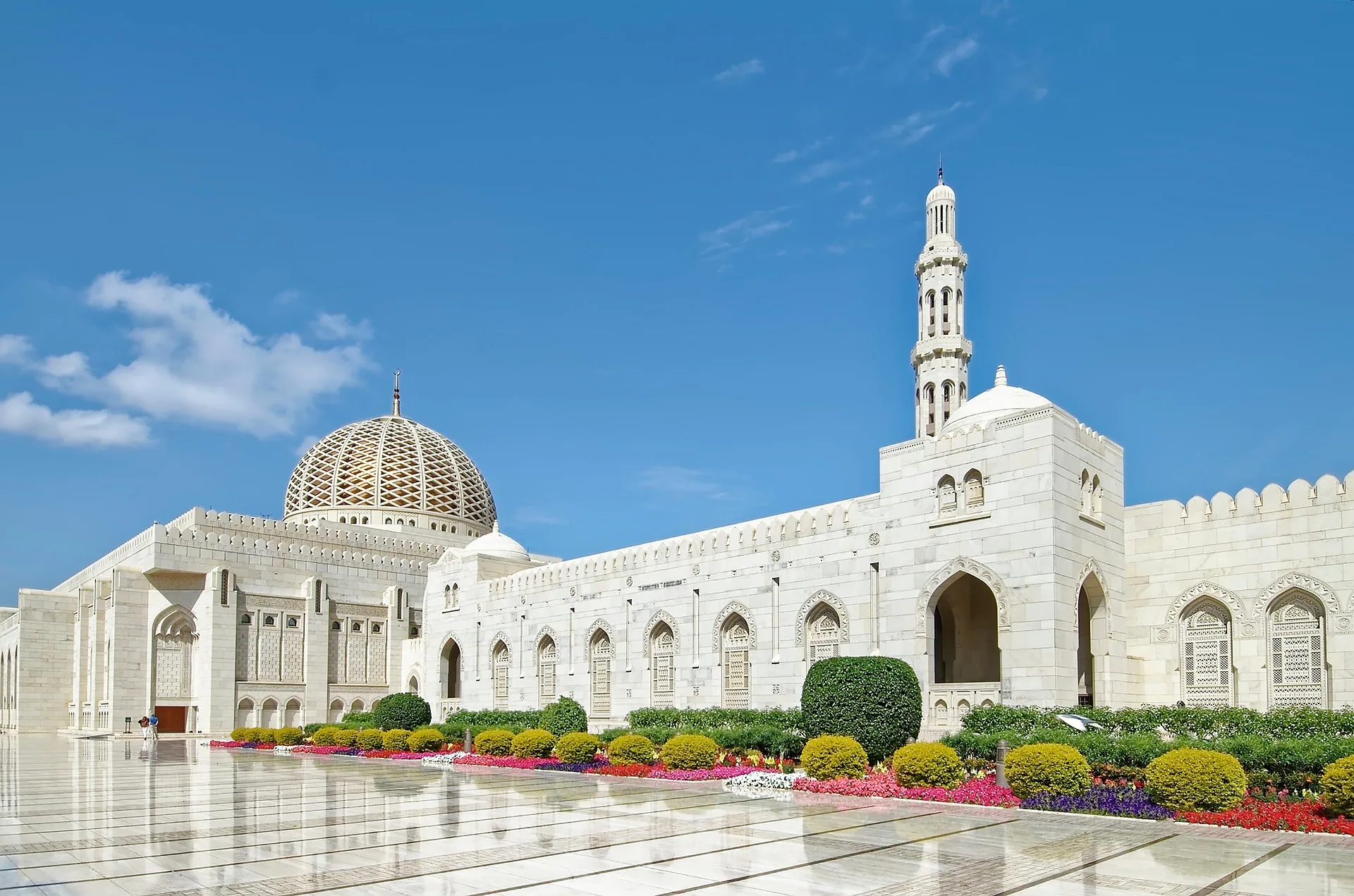 Sultan Qaboos Grand Mosque photography spot