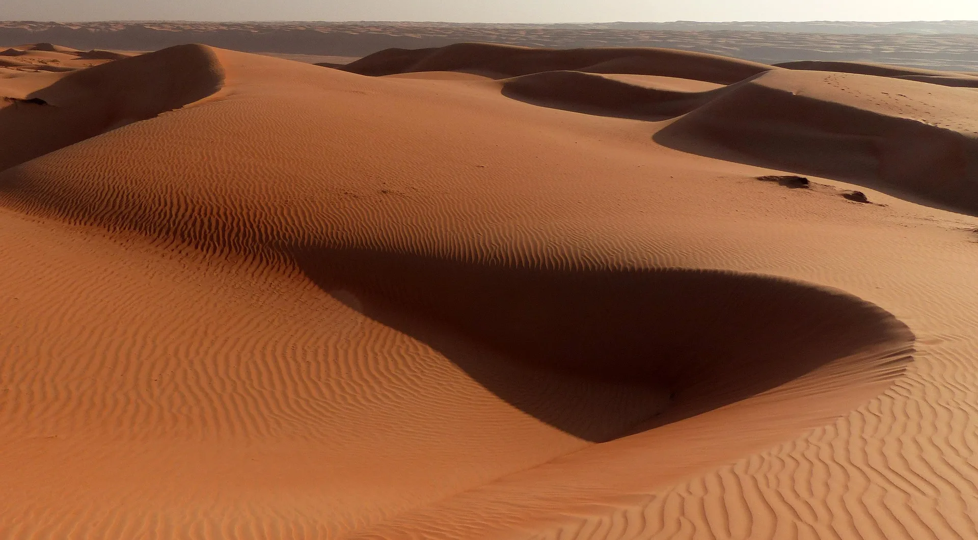 Wahiba Sands desert dunes photography