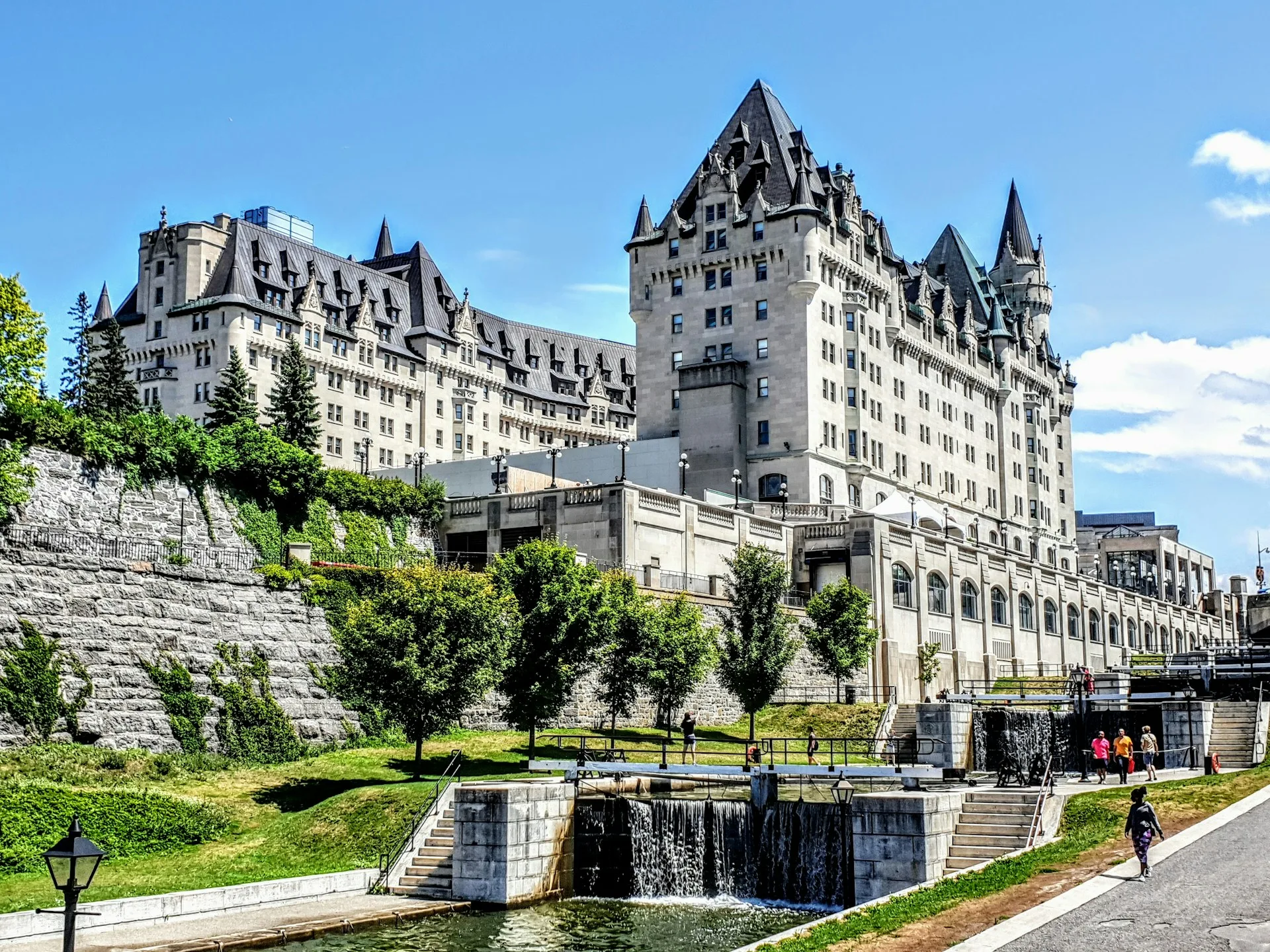 Toronto to Ottawa Journey on Day 4 of Canada Family Tour