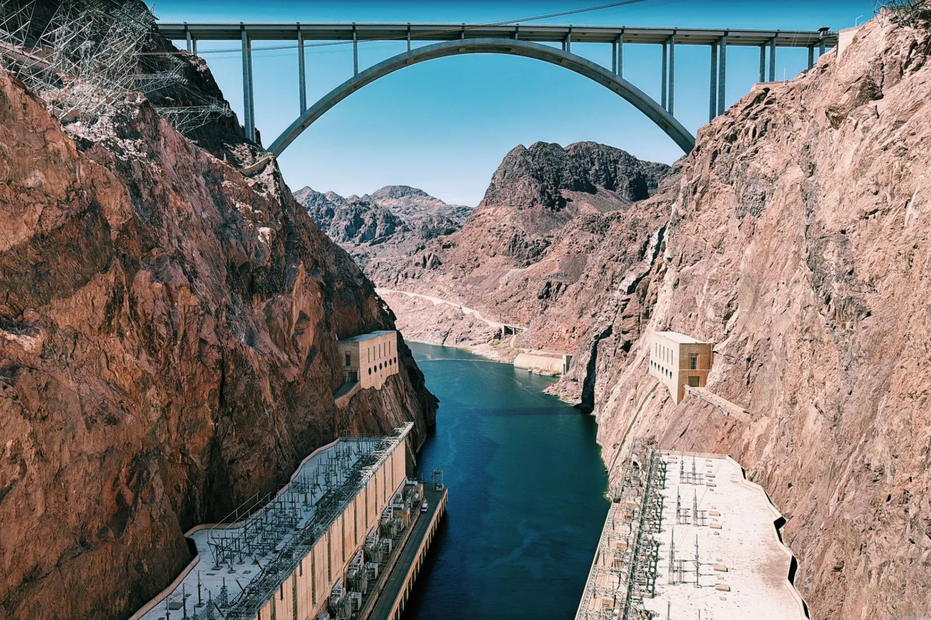 Grand Canyon sunrise and Hoover Dam on Day 10 of USA Family Tour