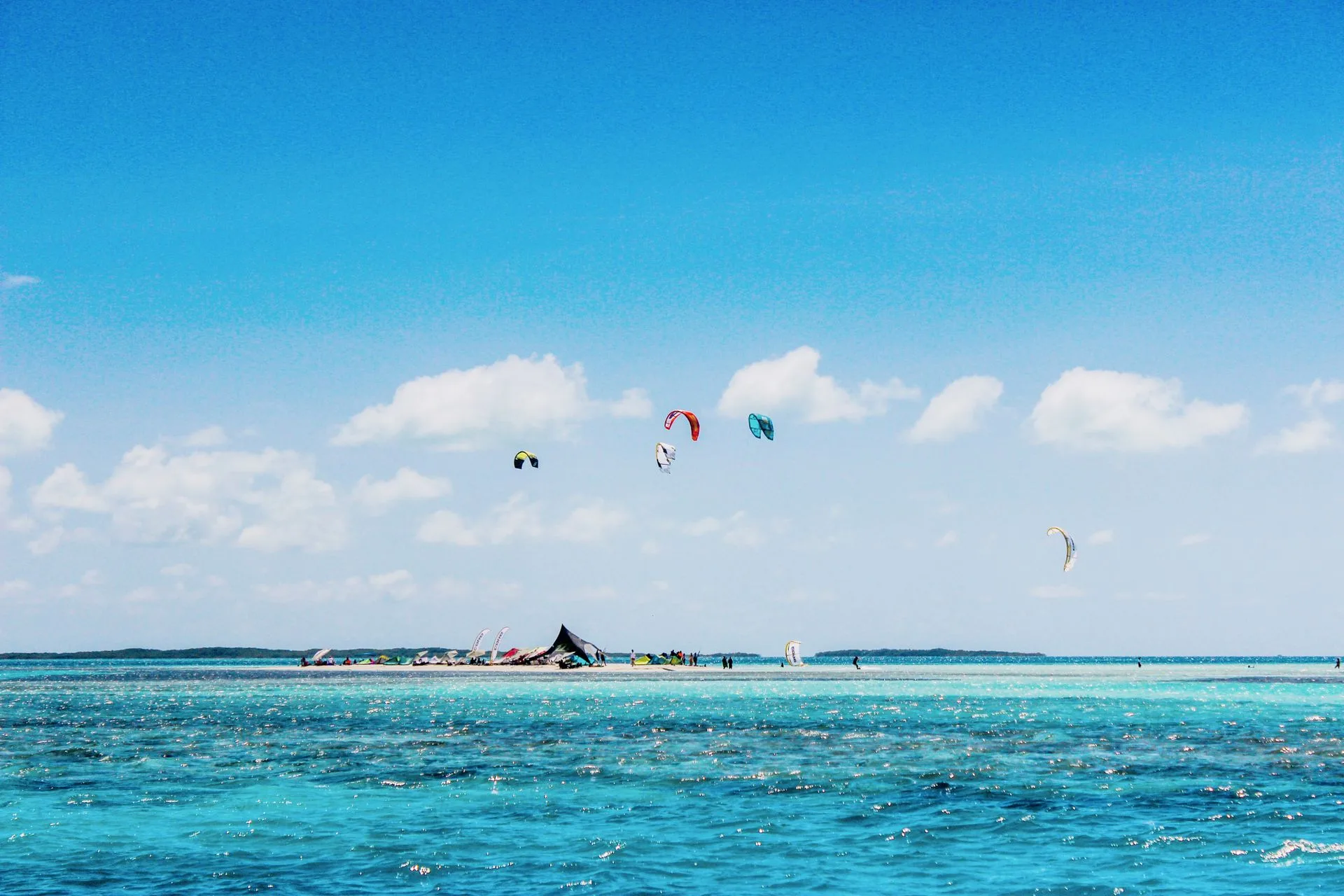 Los Roques Archipelago turquoise waters - Day 5 of Venezuela Family Tour