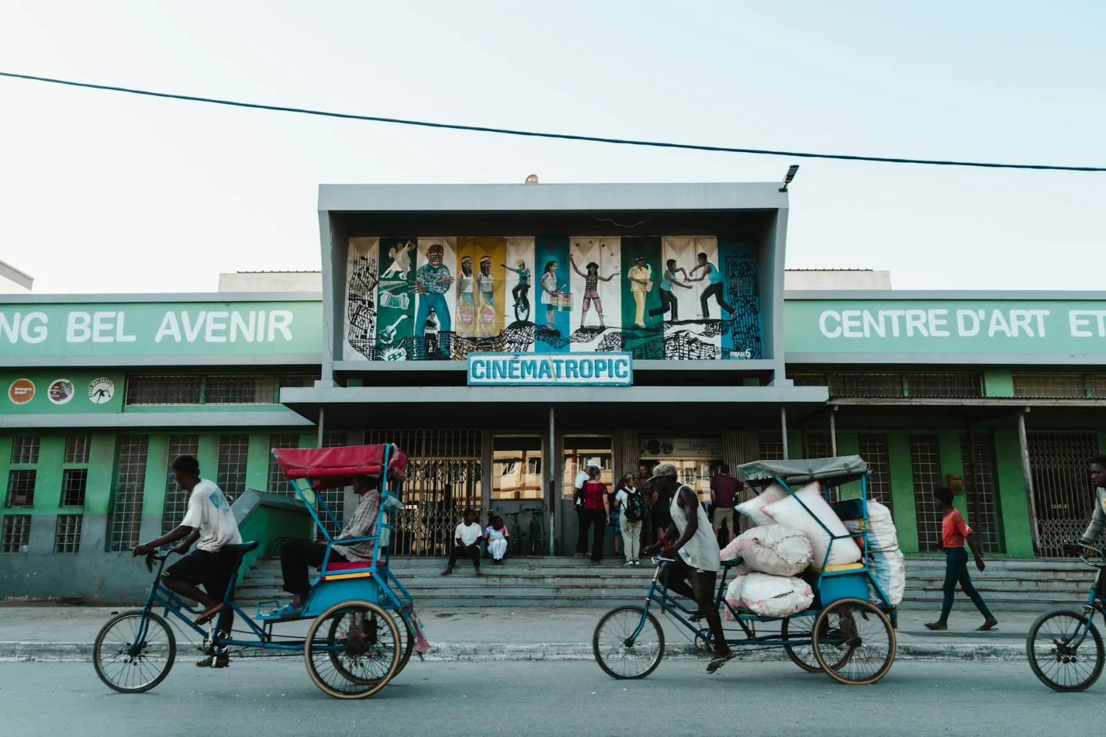 Madagascar Shopping & Markets Guide travel guide for Indian travellers