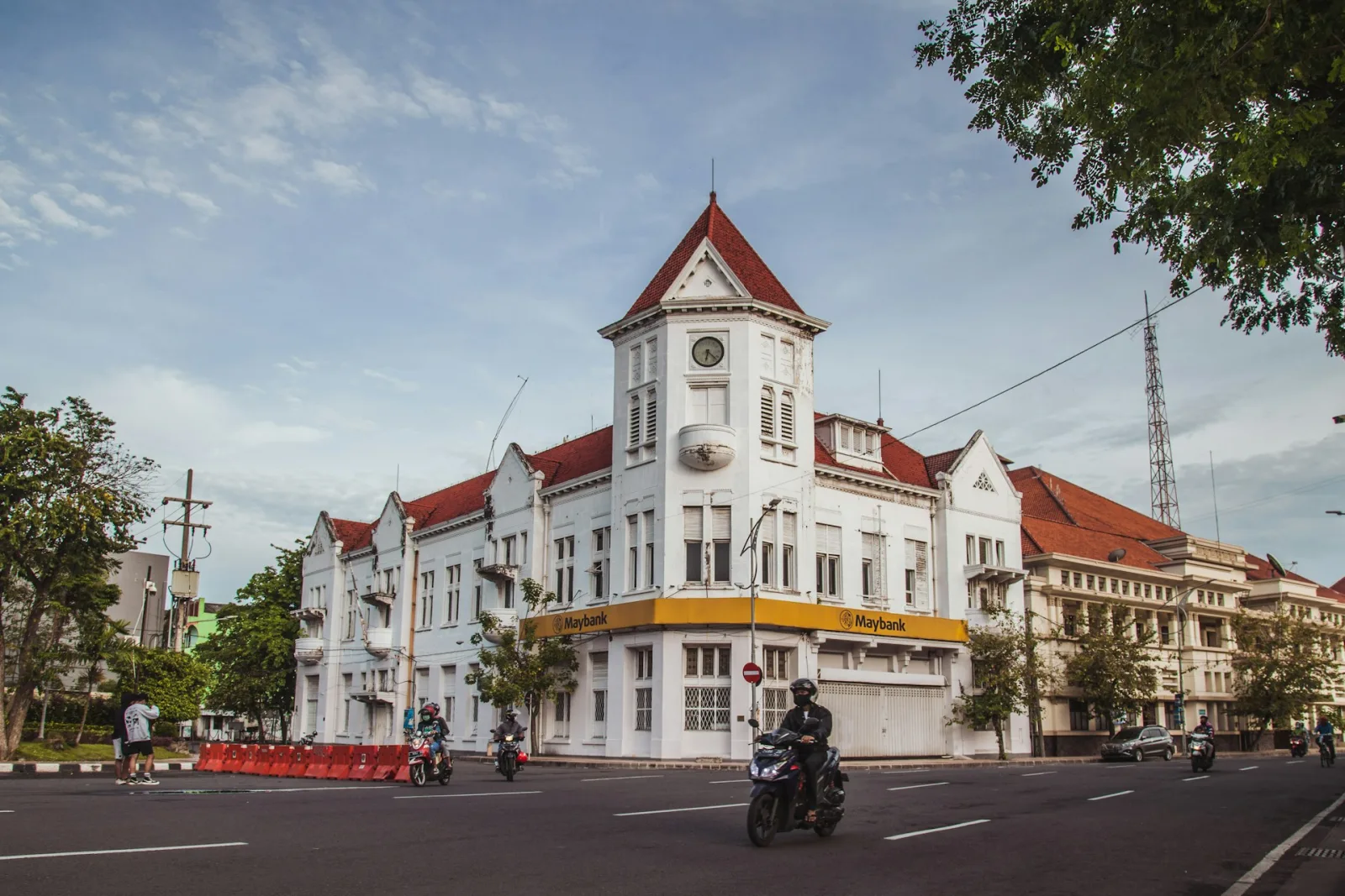 Indonesia Luxury Travel Budget travel guide for Indian travellers