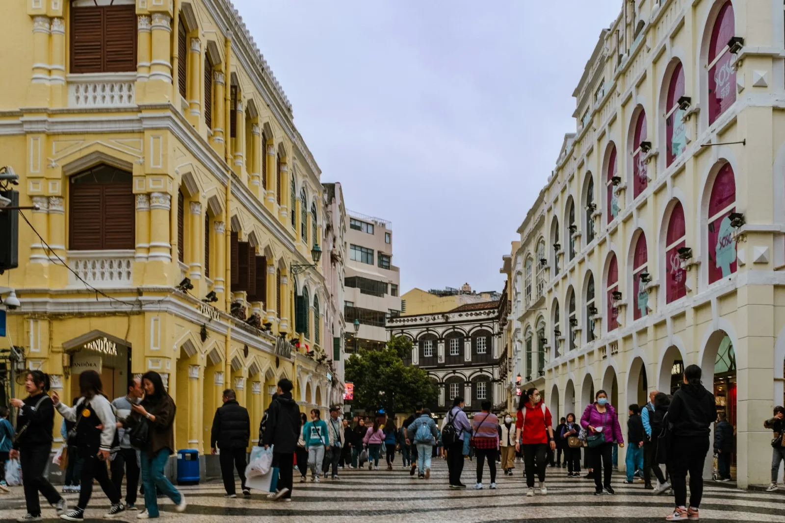 Macau Shopping & Markets Guide travel guide for Indian travellers