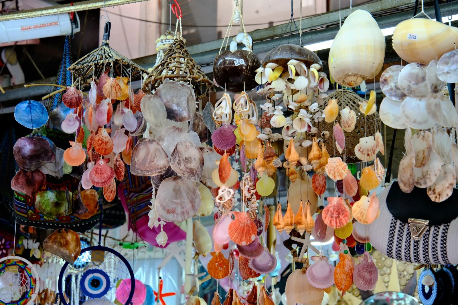 Maldives Shopping Guide travel guide for Indian travellers