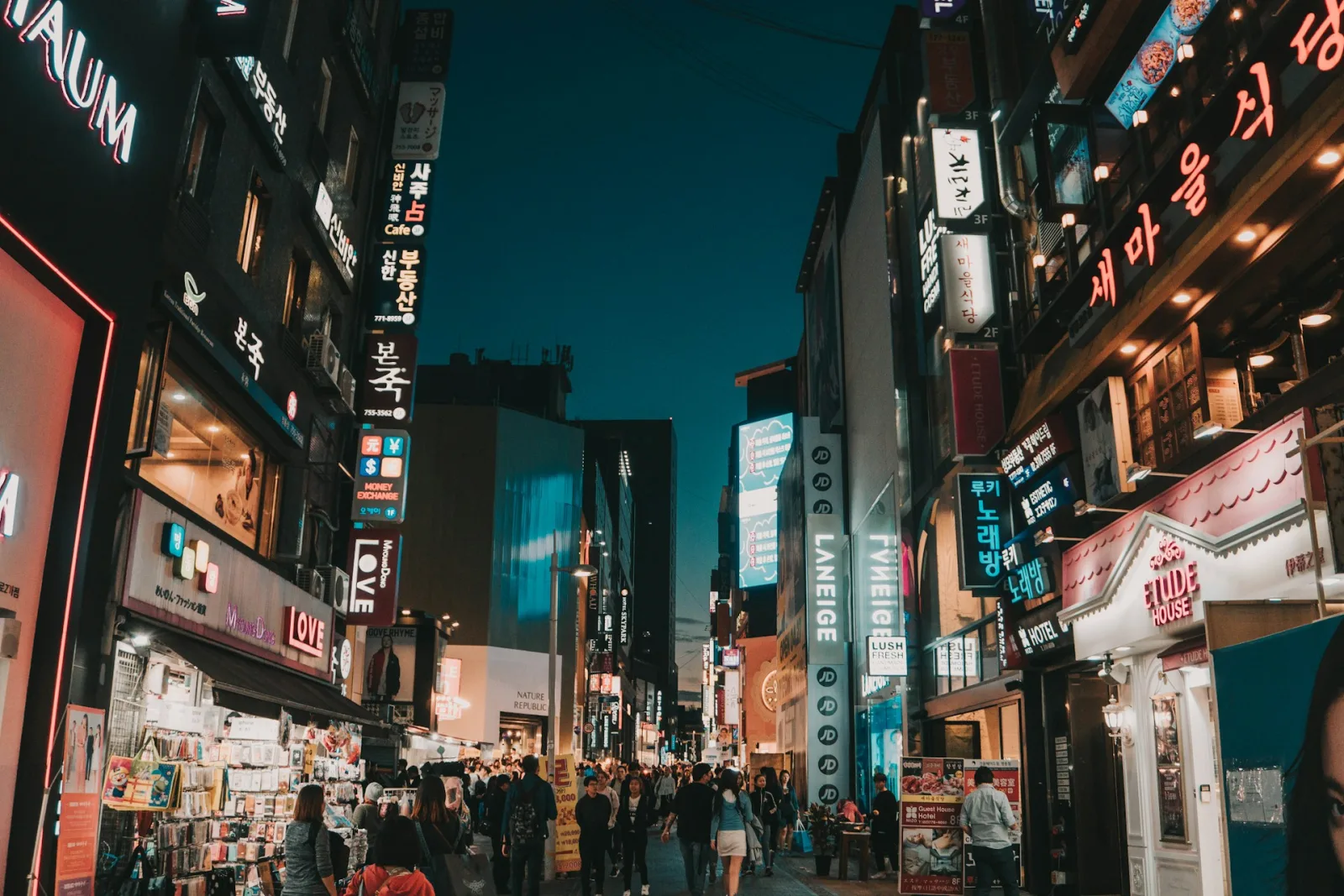 South Korea Shopping & Markets Guide for Indians travel guide for Indian travellers