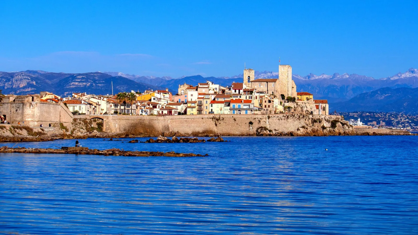 Antibes City Guide travel guide for Indian travellers