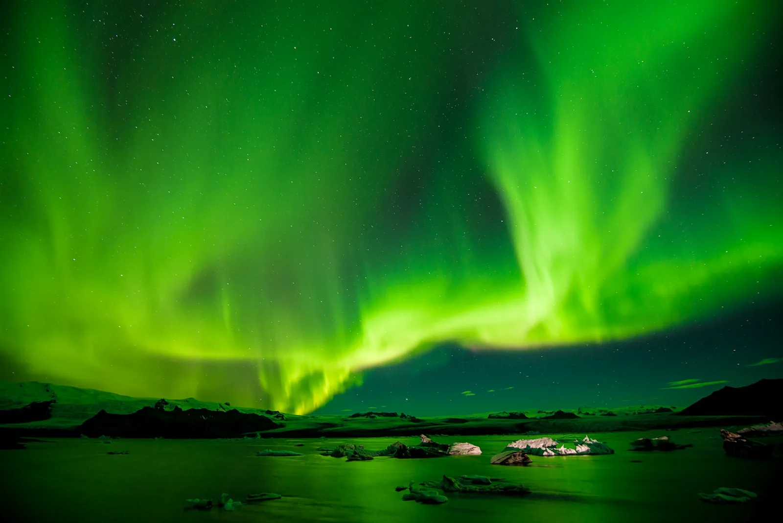 Norway Northern Lights Season travel guide for Indian travellers