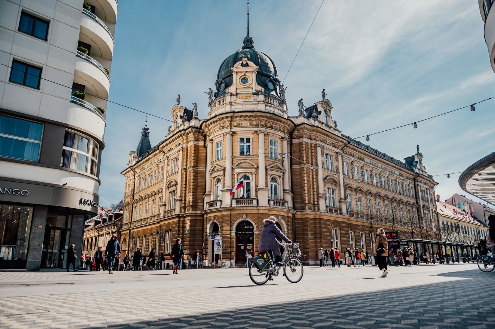 Slovenia Shopping Guide travel guide for Indian travellers