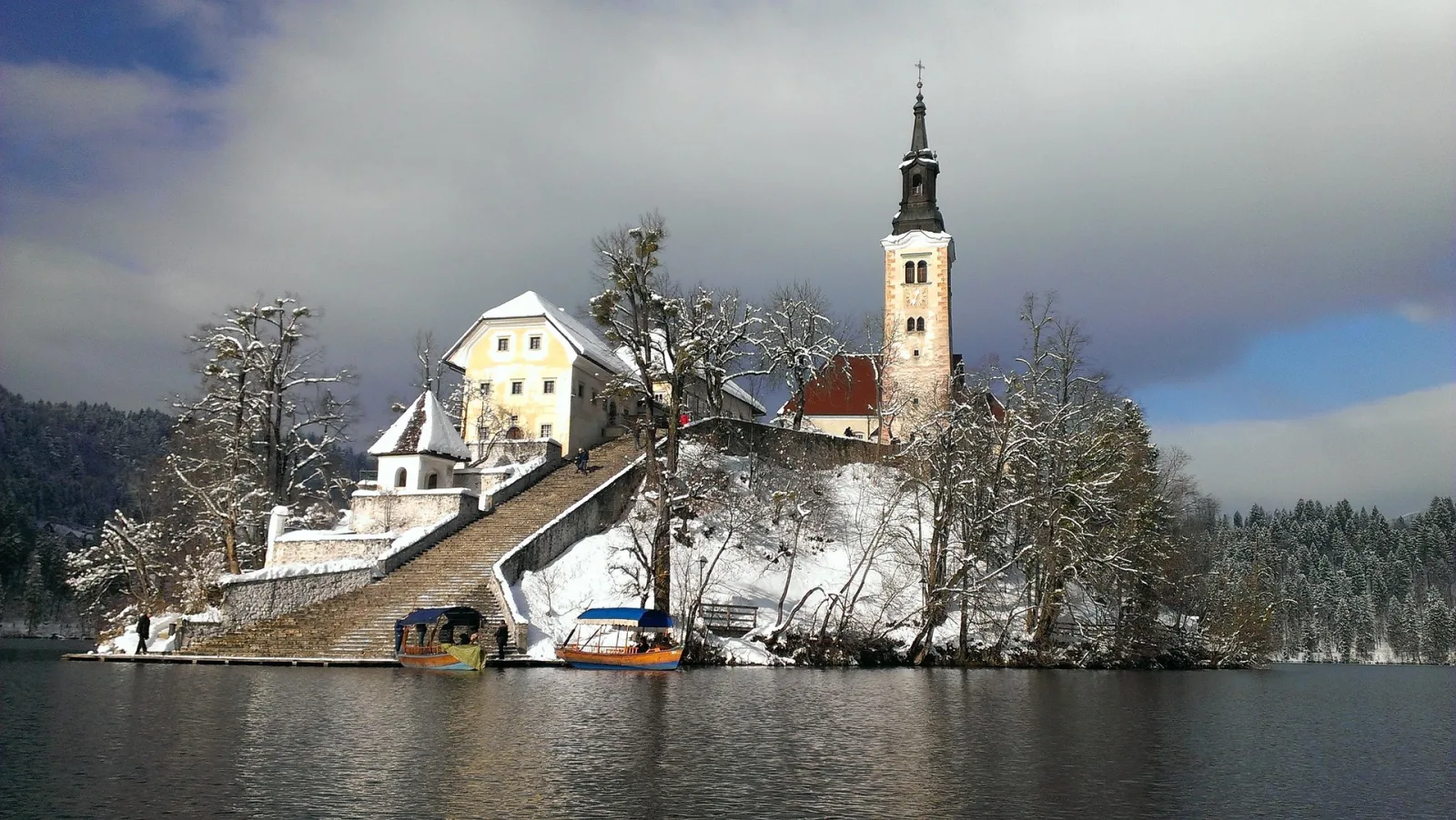 Slovenia Winter & Ski Guide travel guide for Indian travellers