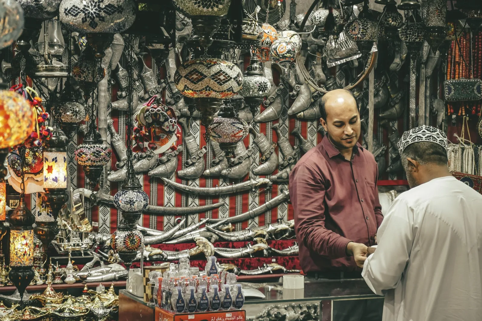 Oman Shopping Guide travel guide for Indian travellers