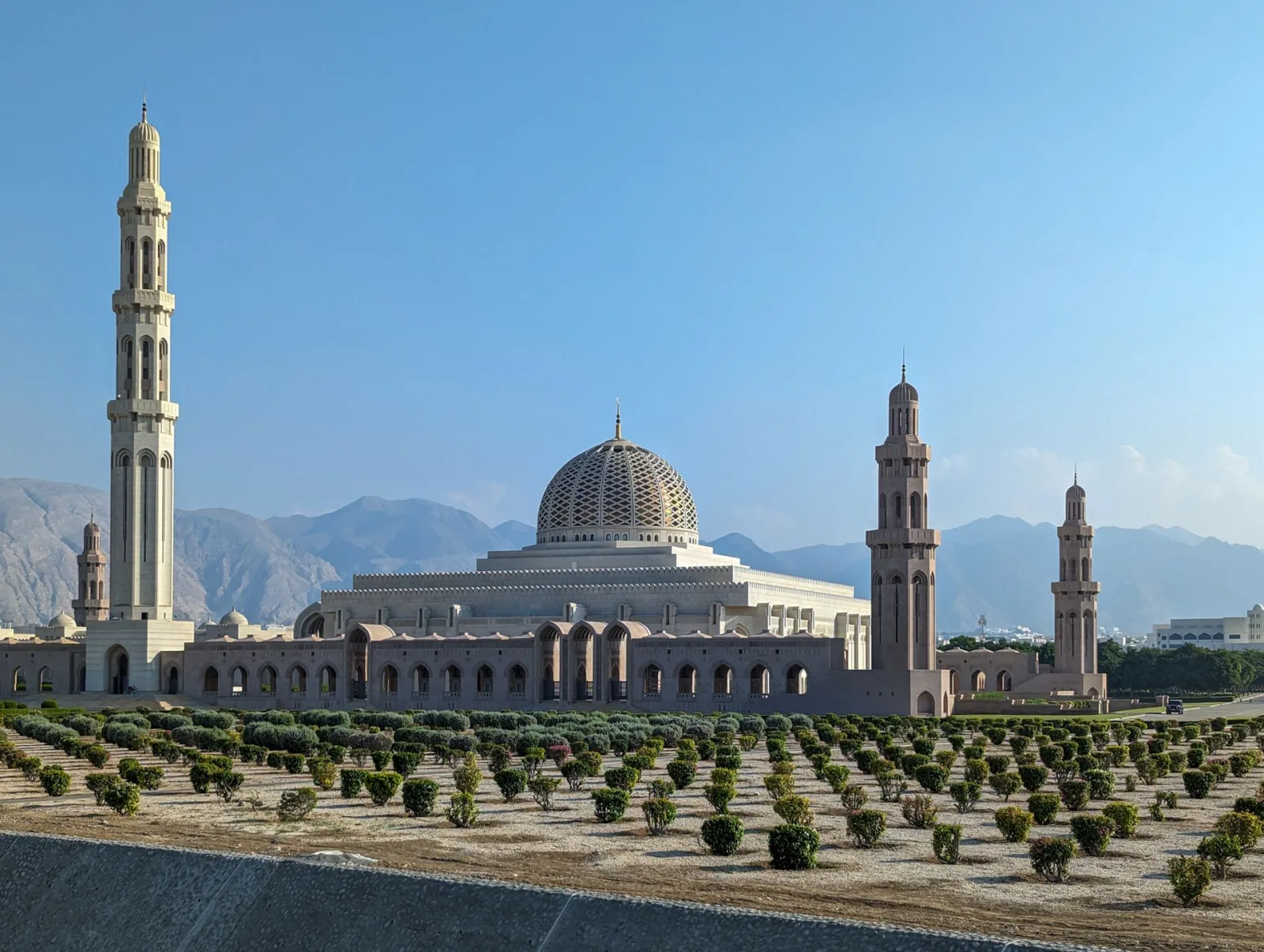 Oman Trip Cost from India travel guide for Indian travellers