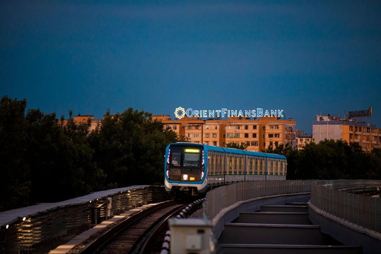 Uzbekistan Transport Guide travel guide for Indian travellers