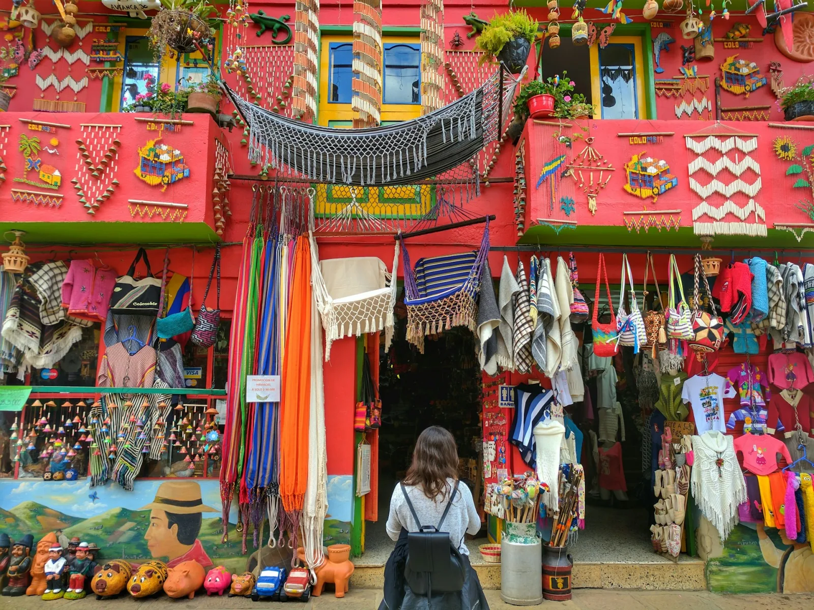 Colombia Shopping & Markets Guide travel guide for Indian travellers